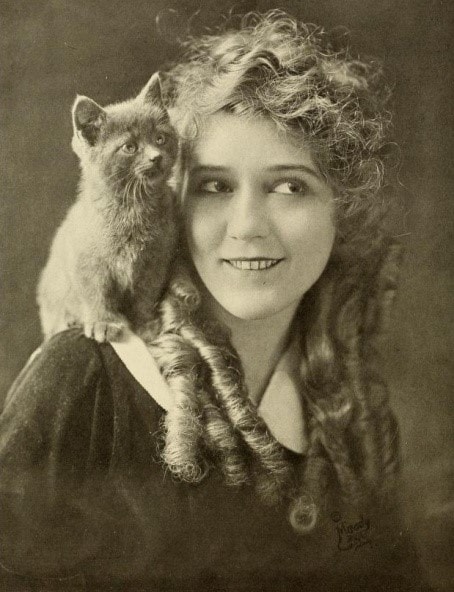 Mary Pickford